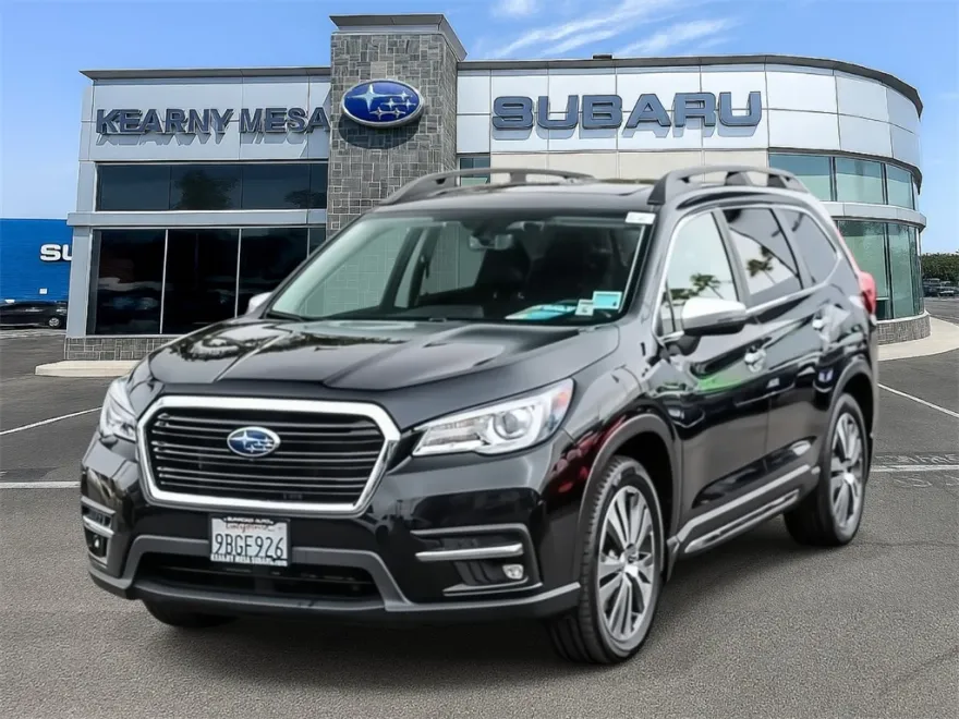 2022 Subaru Ascent Touring photo 1