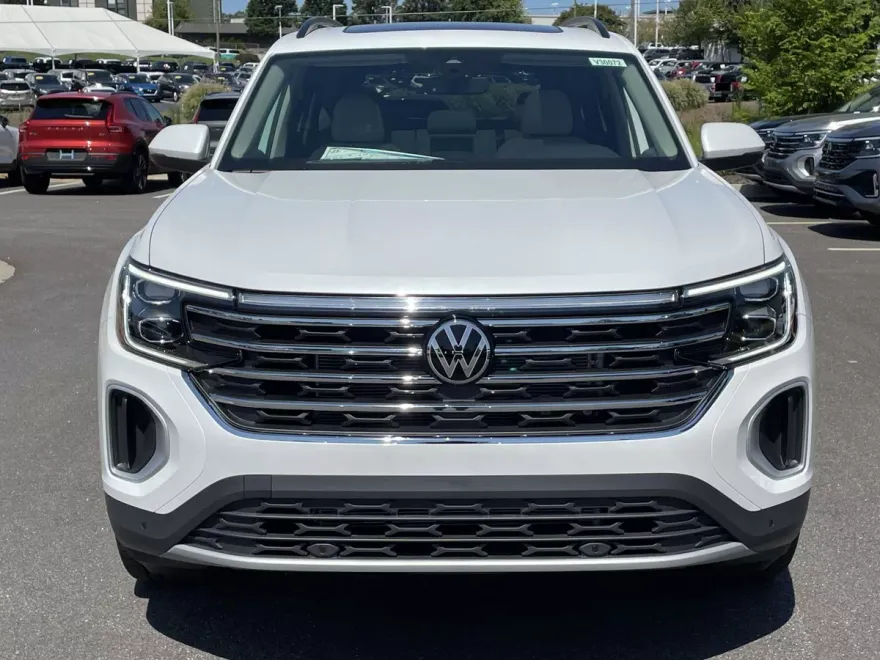 2026 Volkswagen Atlas SE Technology photo 1