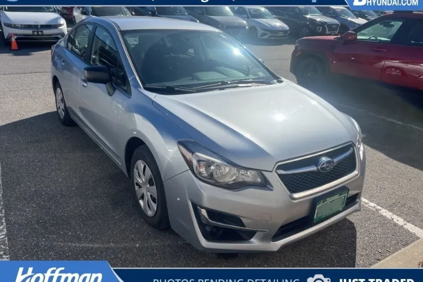 2015 Subaru Impreza 2.0i photo 1