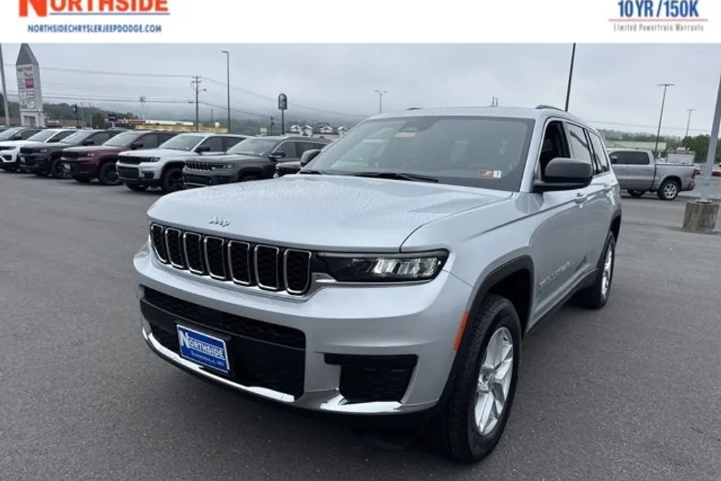 2025 Jeep Grand Cherokee Laredo photo 1