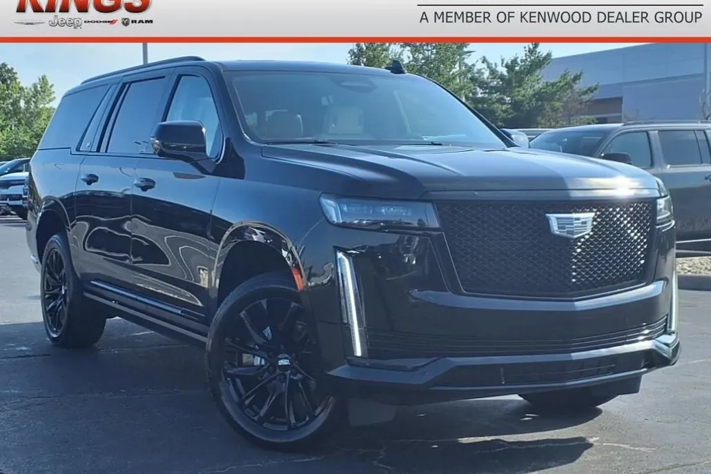 2022 Cadillac Escalade ESV Sport Platinum photo 1
