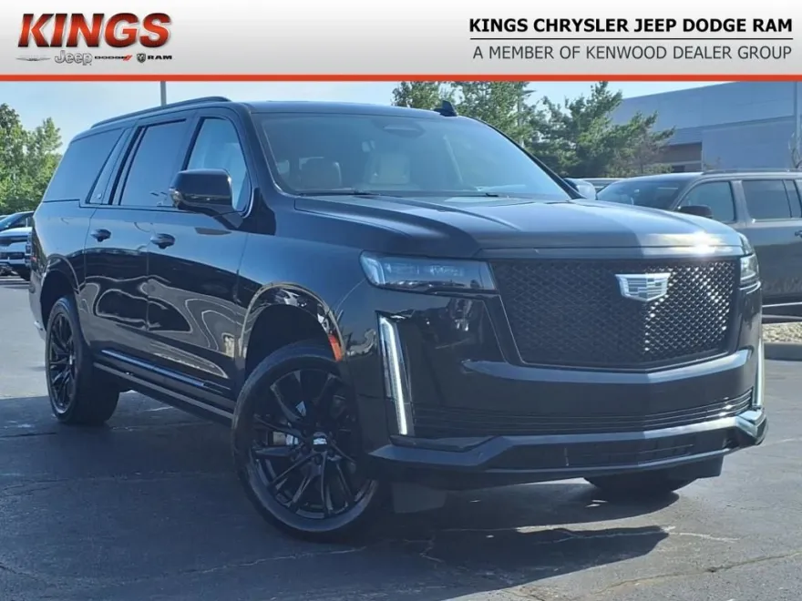 2022 Cadillac Escalade ESV Sport Platinum photo 1