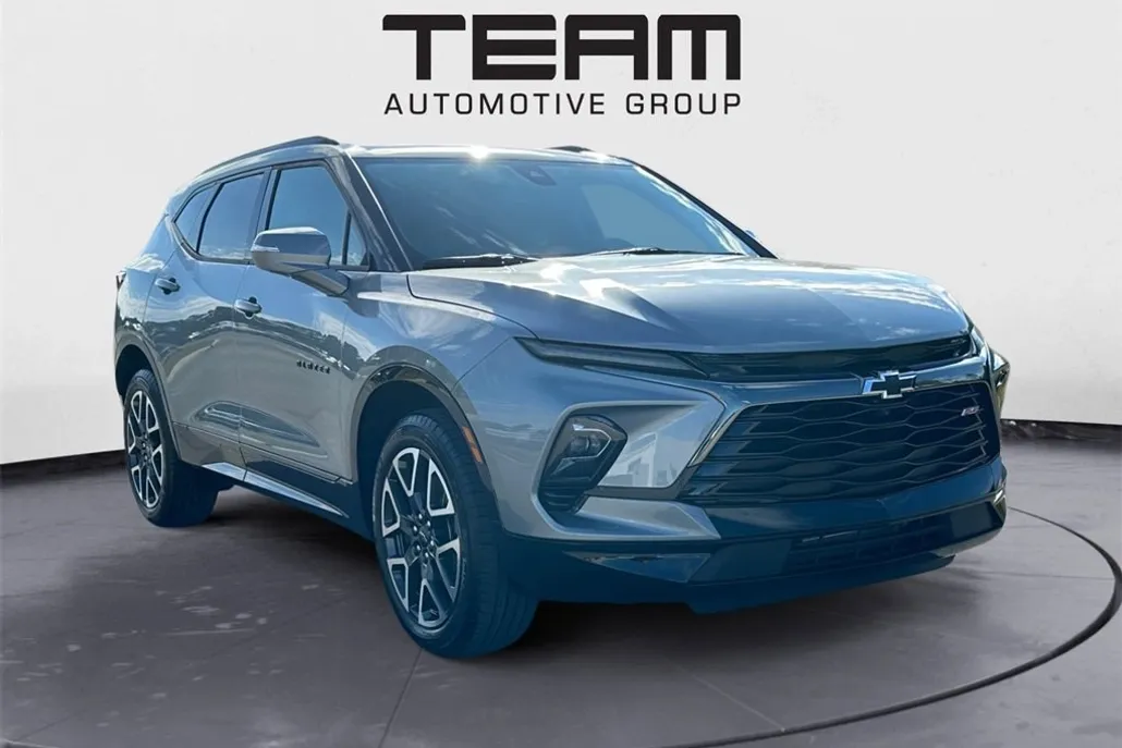 2025 Chevrolet Blazer RS photo 1
