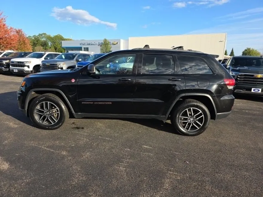 2018 Jeep Grand Cherokee Trailhawk photo 1