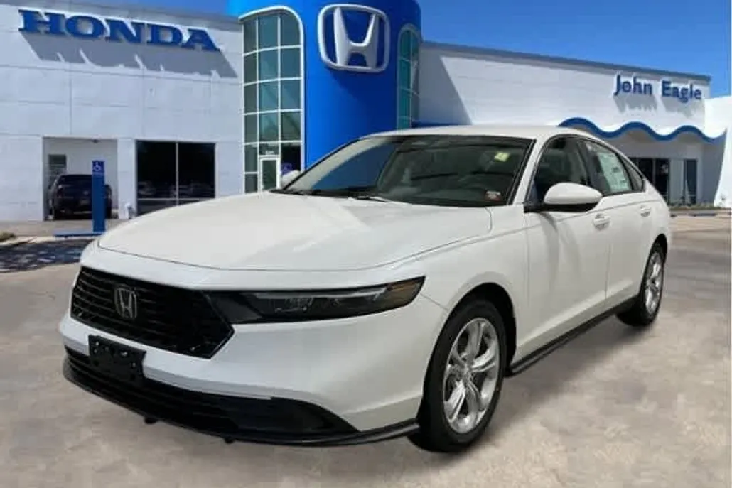 2025 Honda Accord LX photo 1