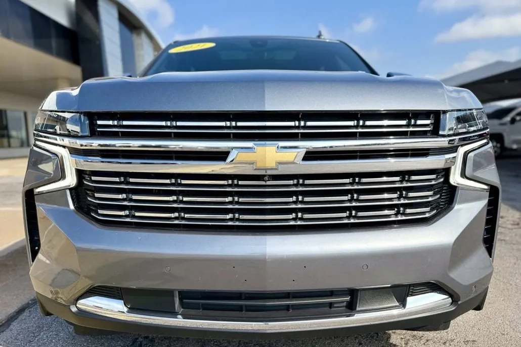 2021 Chevrolet Suburban Premier photo 1