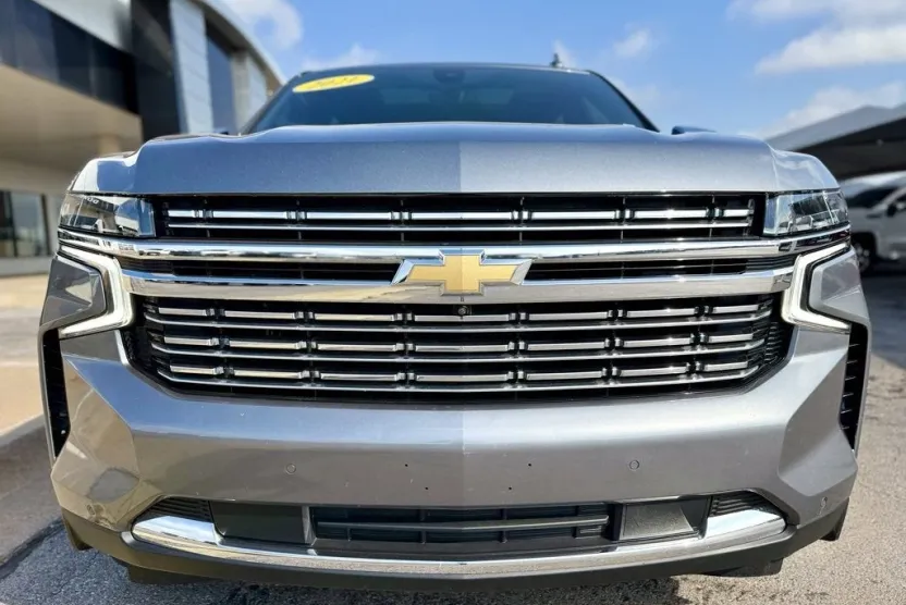 2021 Chevrolet Suburban Premier photo 1