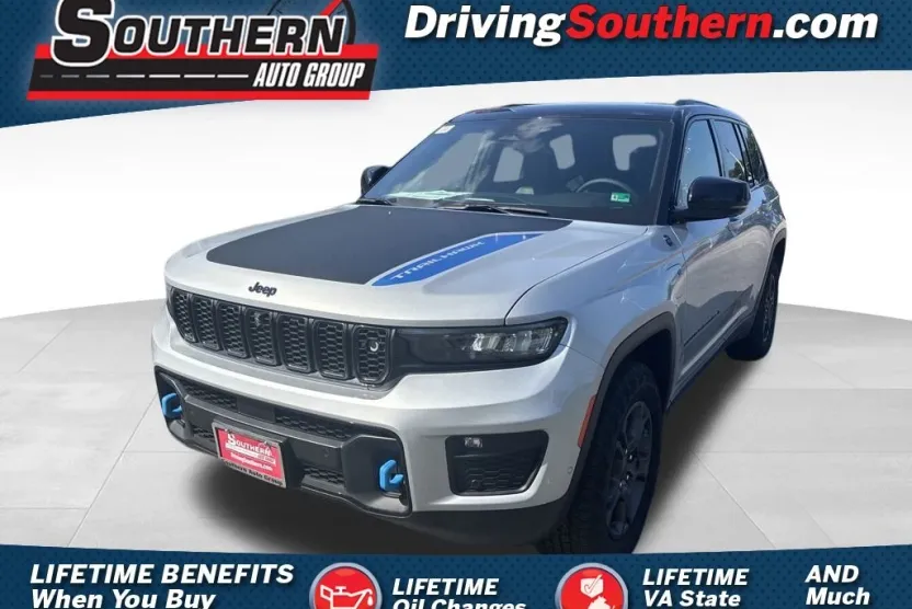 2024 Jeep Grand Cherokee Trailhawk 4xe photo 1