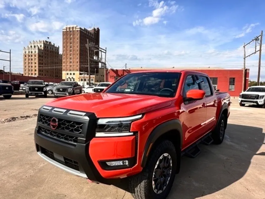 2025 Nissan Frontier PRO-4X photo 1