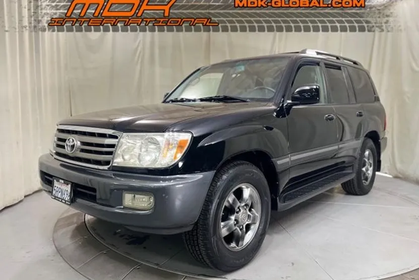 2006 Toyota Land Cruiser VX photo 1