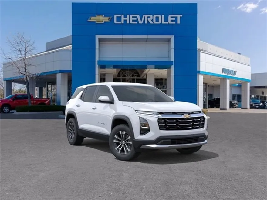 2026 Chevrolet Equinox LT photo 1