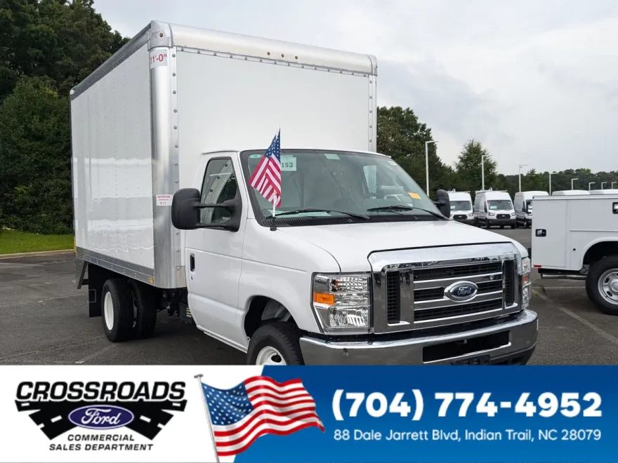 2025 Ford E-350 photo 1