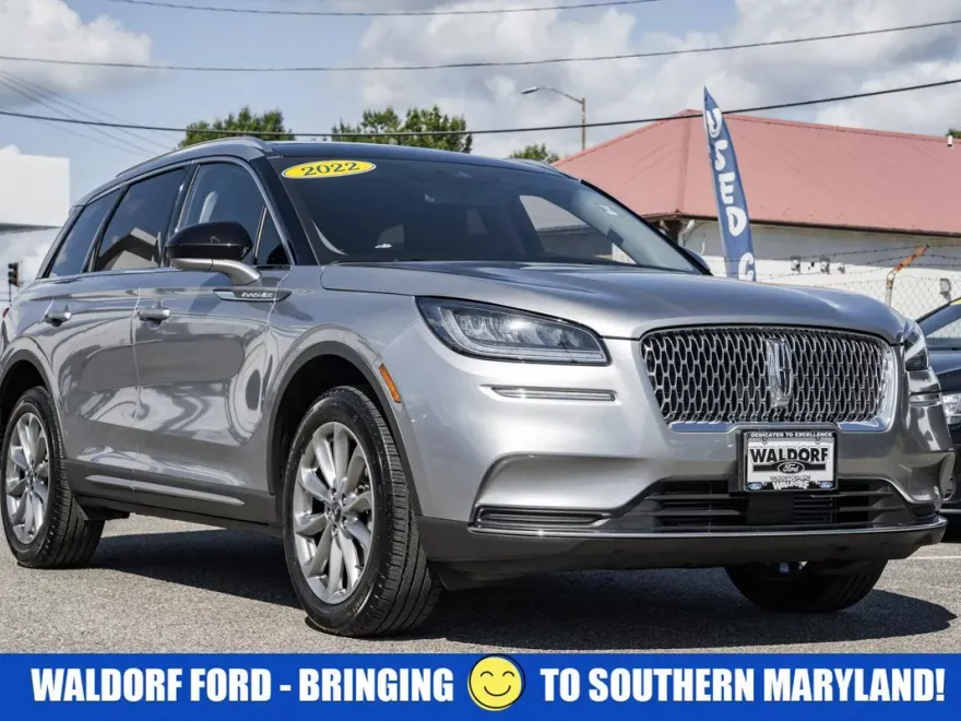 2022 Lincoln Corsair Standard photo 1