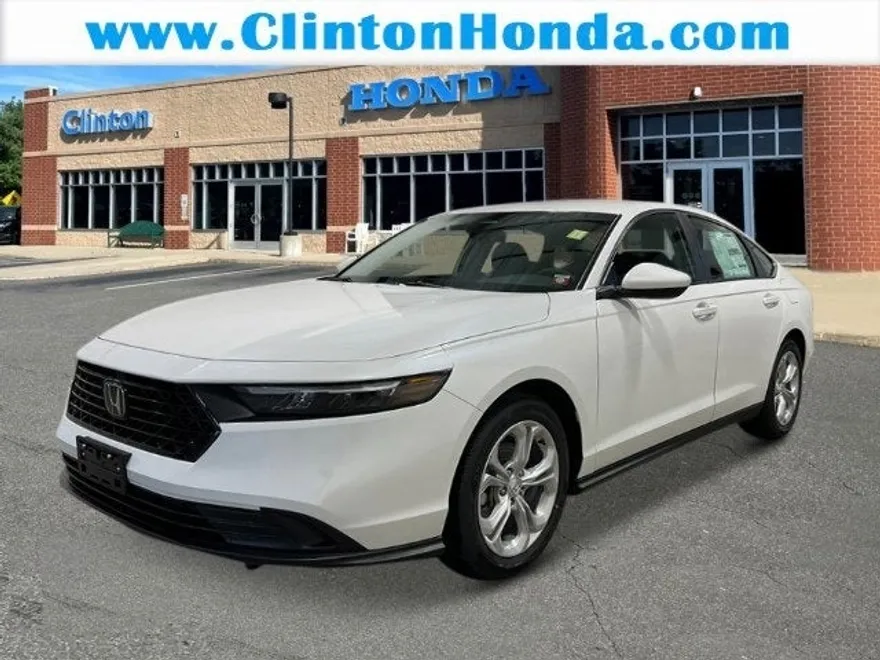 2025 Honda Accord LX photo 1