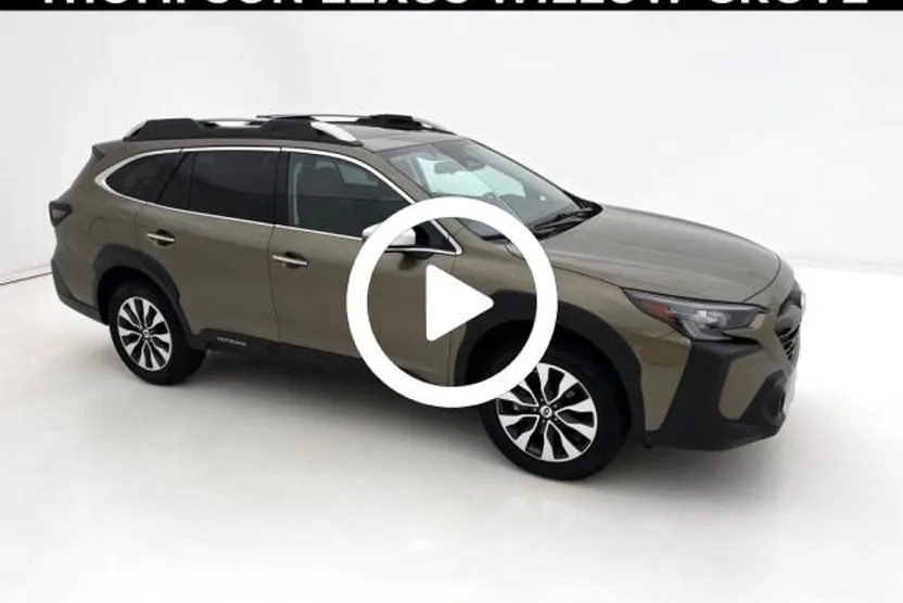 2024 Subaru Outback Touring photo 1