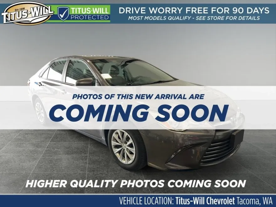 2016 Toyota Camry XLE photo 1