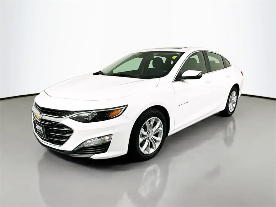 2024 Chevrolet Malibu 1LT photo 1
