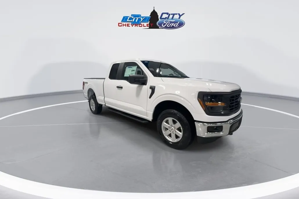 2025 Ford F-150 XL photo 1