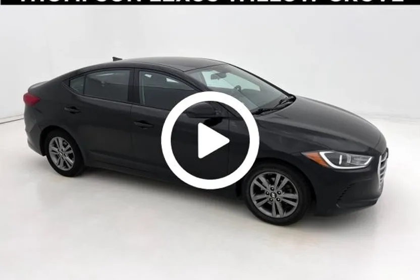 2018 Hyundai Elantra SEL photo 1