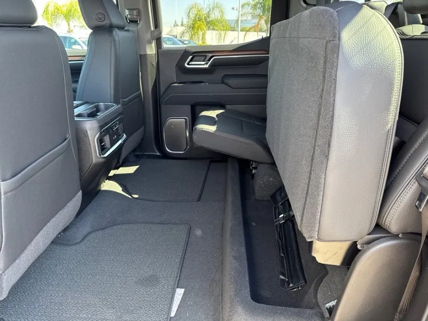 2025 Gmc Sierra 1500 Denali photo 14