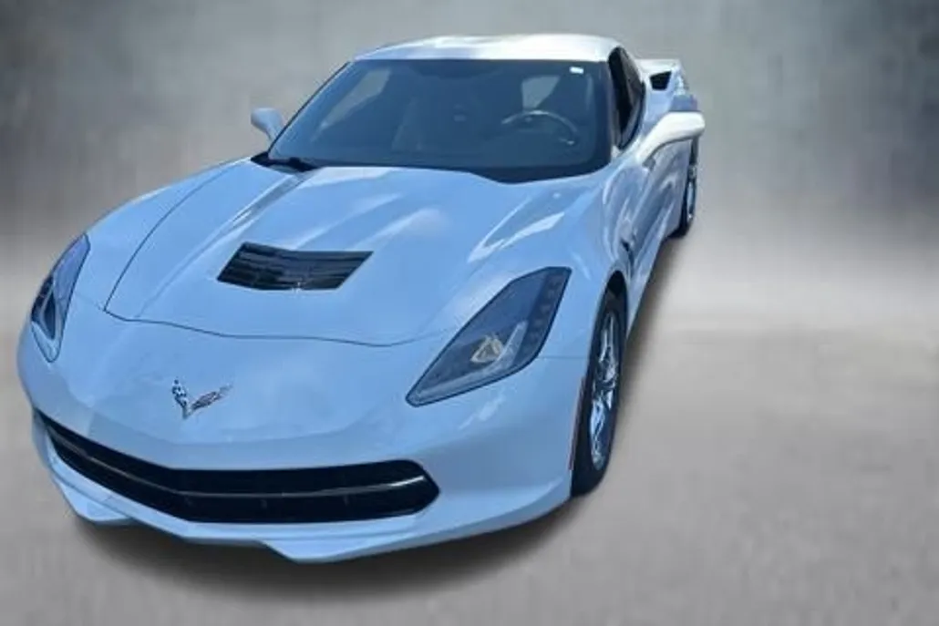 2017 Chevrolet Corvette Stingray 1LT photo 1