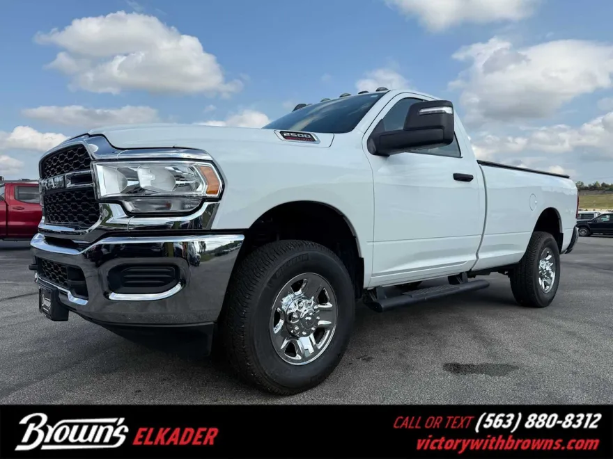 2024 Ram 2500 Tradesman photo 1