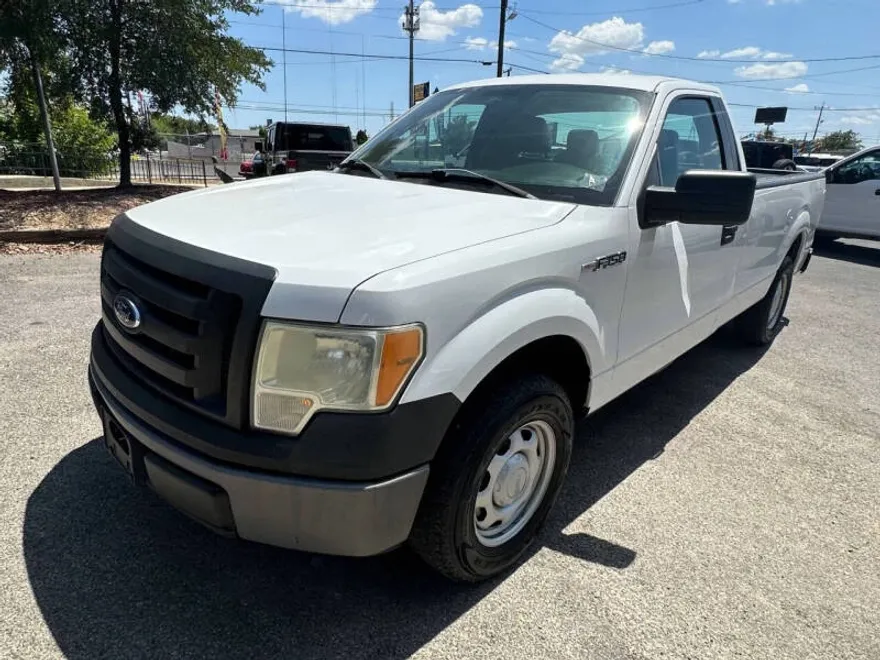 2011 Ford F-150 XL photo 1