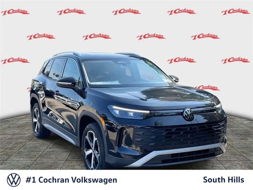 2025 Volkswagen Tiguan SE photo 1