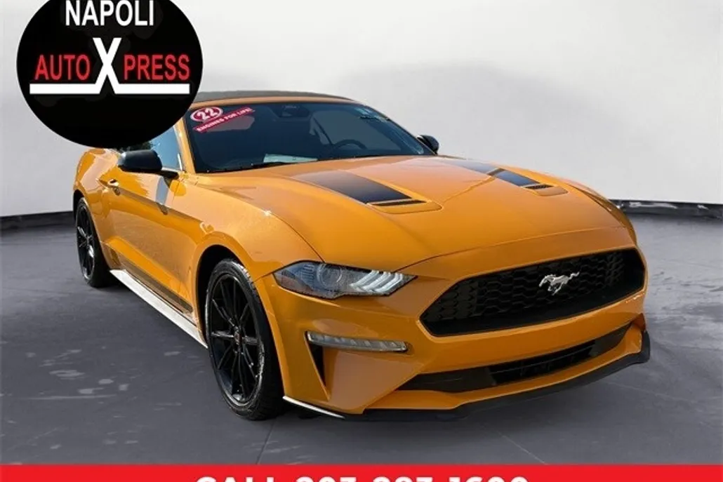 2022 Ford Mustang Convertible photo 1