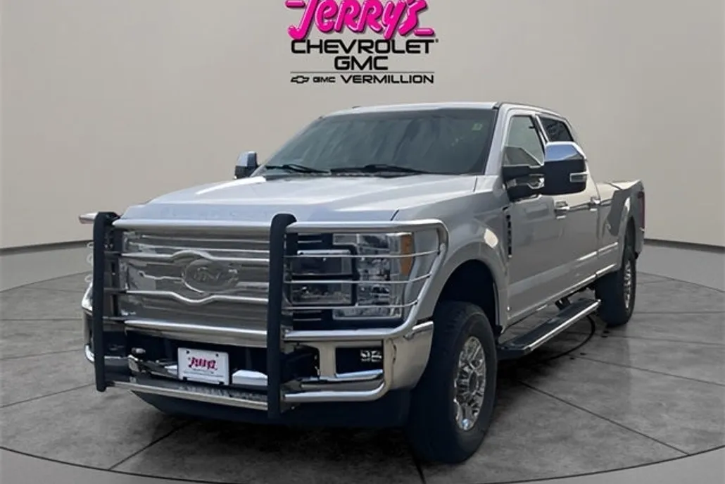 2017 Ford F-250 photo 1