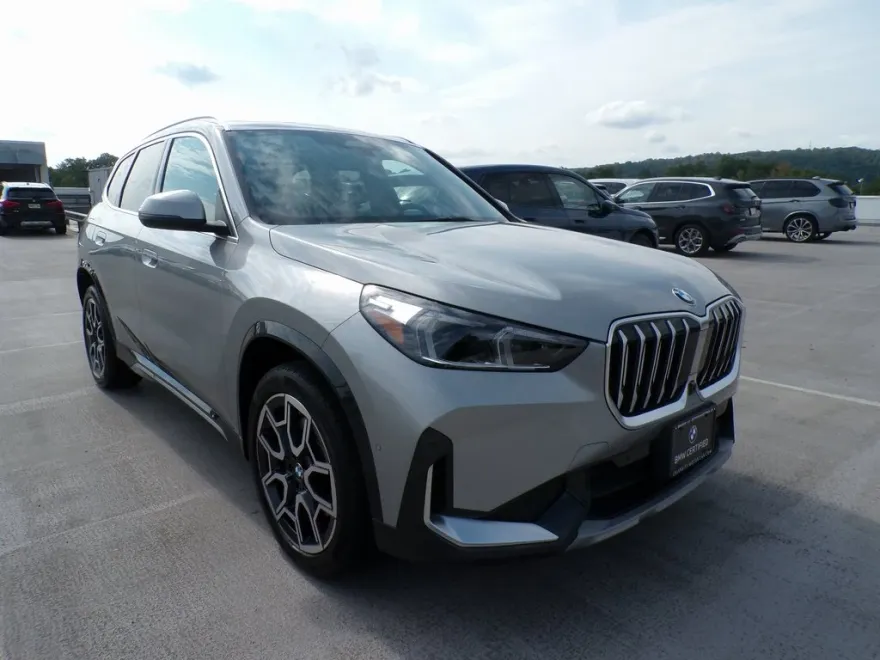 2025 Bmw X1 XDrive28i photo 1