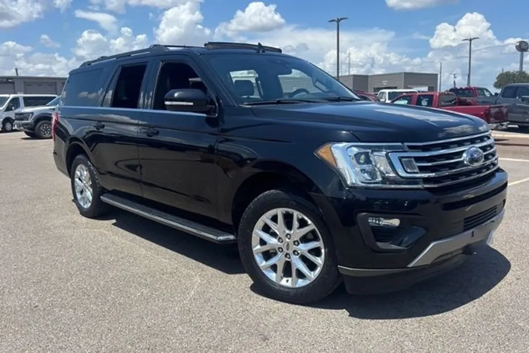 2020 Ford Expedition MAX XLT photo 1