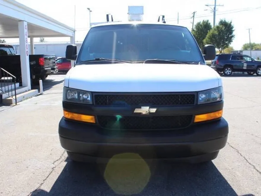 2020 Chevrolet Express 2500 Cargo Van photo 1