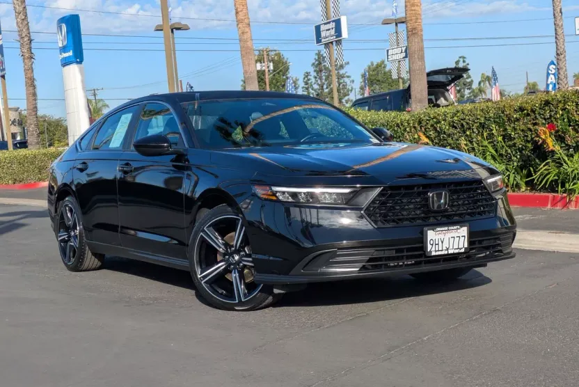 2023 Honda Accord Hybrid Sport photo 1