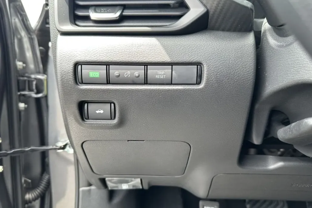 2025 Nissan Sentra S photo 1