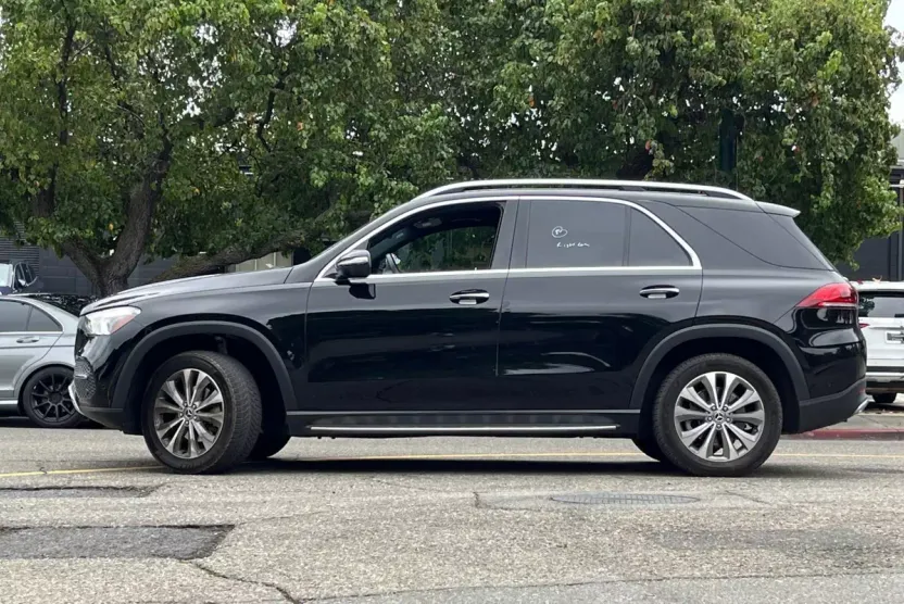 2020 Mercedes Benz GLE 350 4MATIC photo 1