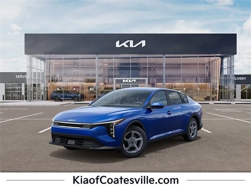 2025 Kia K4 LXS photo 1