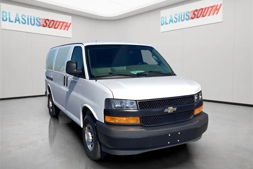 2021 Chevrolet Express 2500 Work Van photo 1