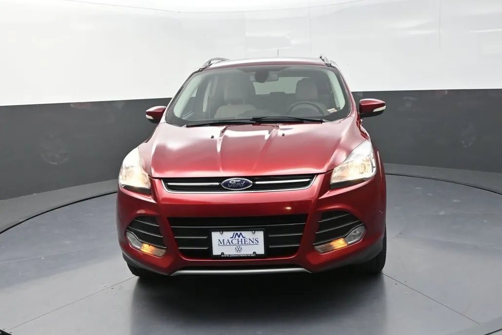 2016 Ford Escape Titanium photo 1