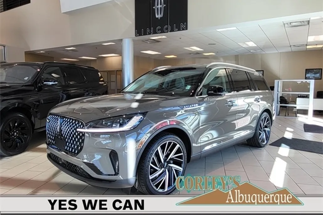 2025 Lincoln Aviator Reserve photo 1
