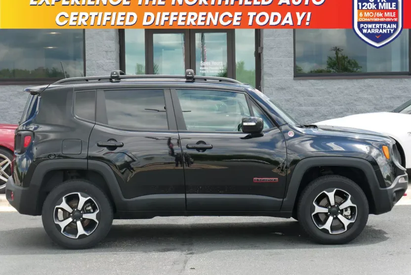 2022 Jeep Renegade Trailhawk photo 1