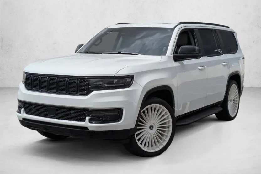 2024 Jeep Wagoneer Base photo 1