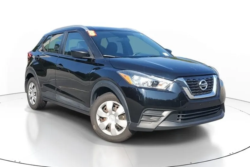 2018 Nissan Kicks S photo 1
