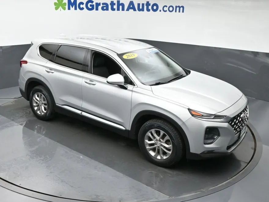 2019 Hyundai Santa Fe SEL photo 1