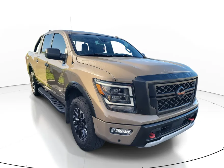 2021 Nissan Titan PRO-4X photo 1