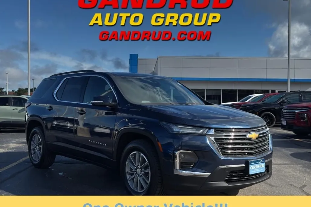 2023 Chevrolet Traverse Leather photo 1