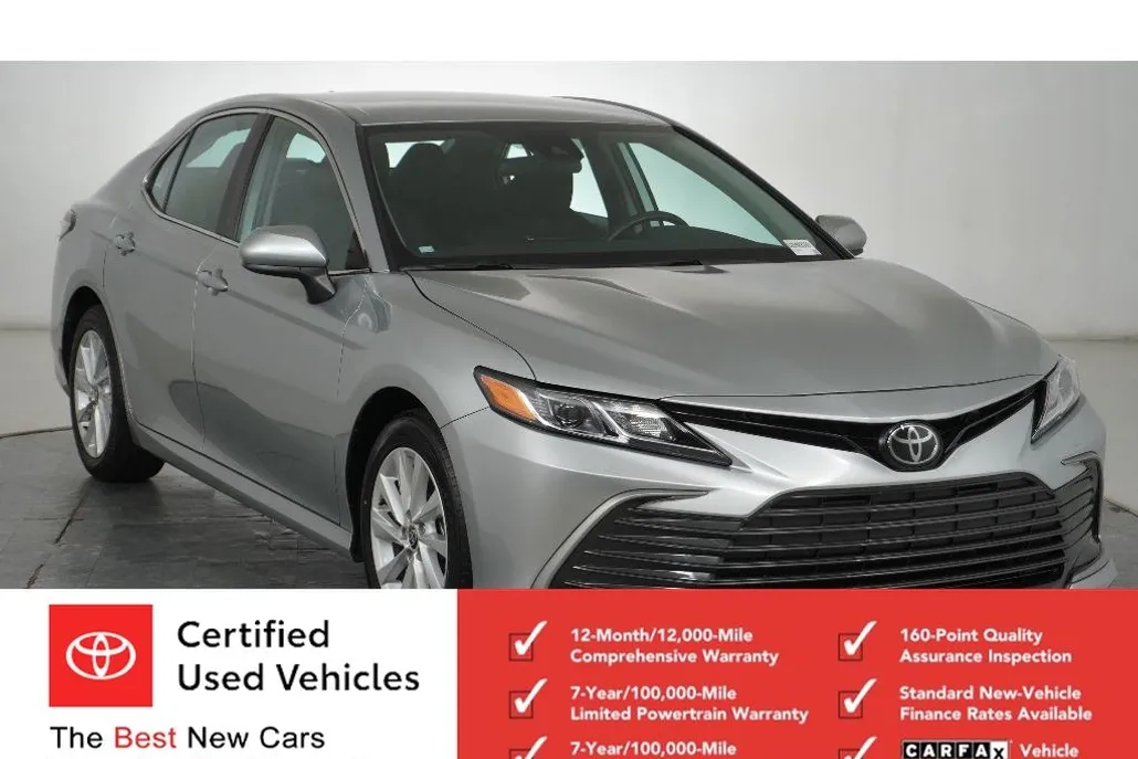 2024 Toyota Camry LE photo 1