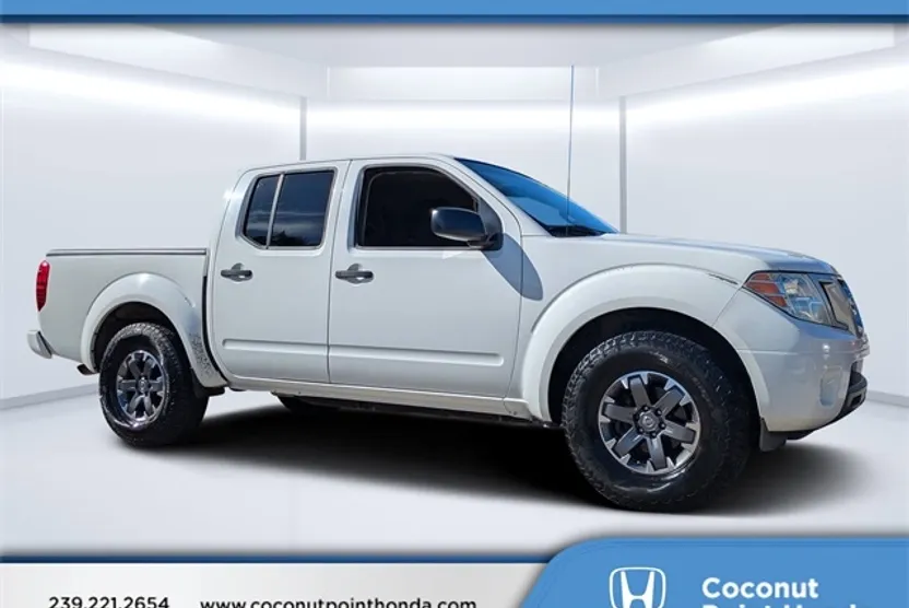 2014 Nissan Frontier Desert Runner photo 1