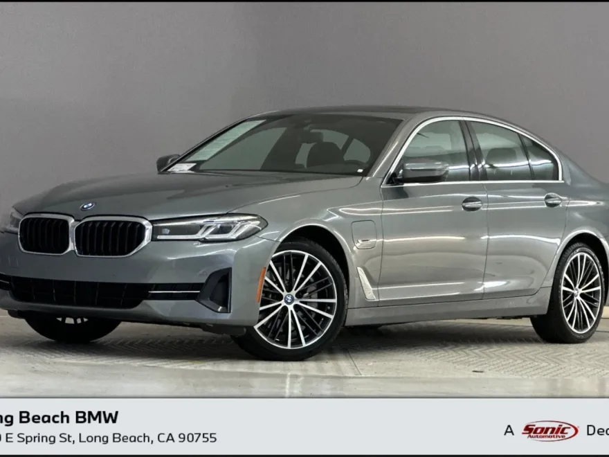 2023 Bmw 530e Sedan photo 1