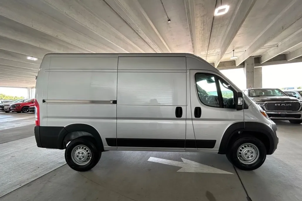 2025 Ram ProMaster 1500 Tradesman High Roof photo 1